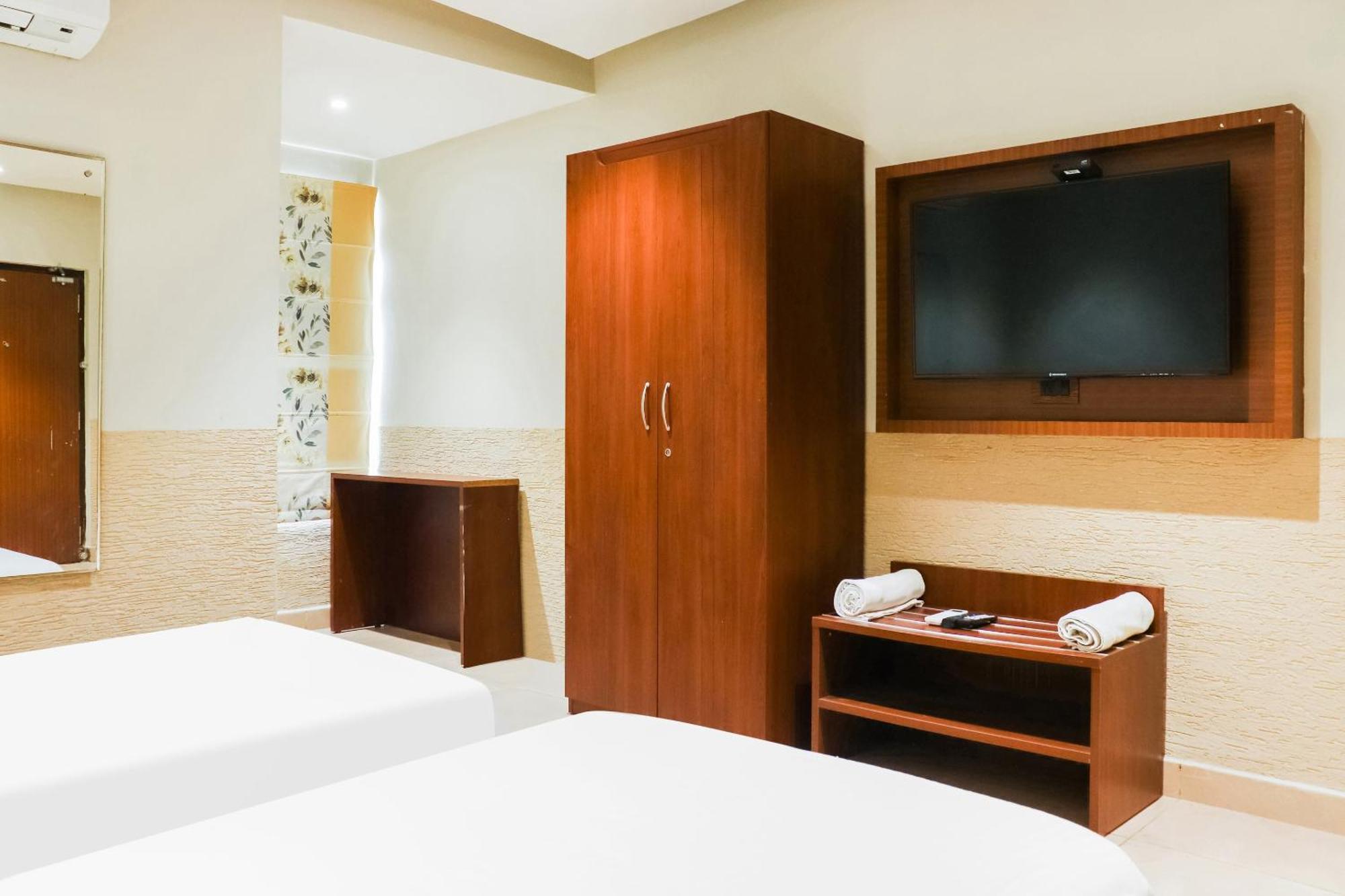 Collection O Kk Trends Hotel วิเจยาวารา ภายนอก รูปภาพ